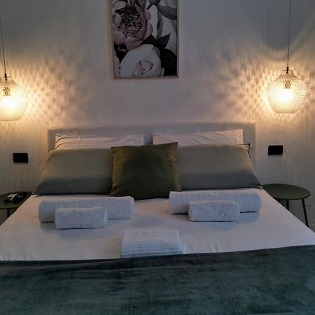 Casa Daniela Βίλα Ντεζεντσάνο ντελ Γκάρντα Εξωτερικό φωτογραφία
