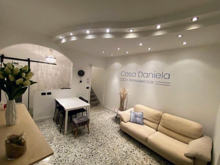 Casa Daniela Βίλα Ντεζεντσάνο ντελ Γκάρντα Εξωτερικό φωτογραφία