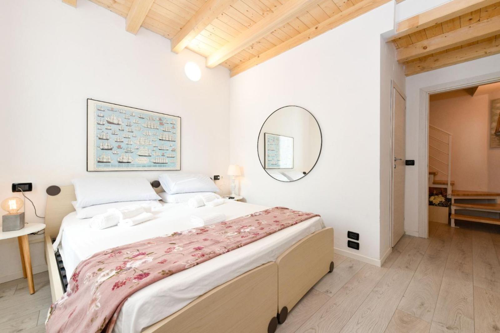 Casa Daniela Βίλα Ντεζεντσάνο ντελ Γκάρντα Εξωτερικό φωτογραφία