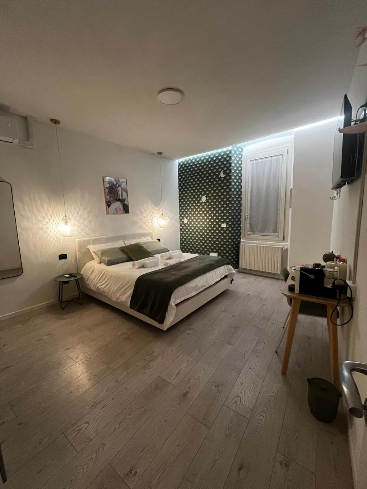 Casa Daniela Βίλα Ντεζεντσάνο ντελ Γκάρντα Εξωτερικό φωτογραφία