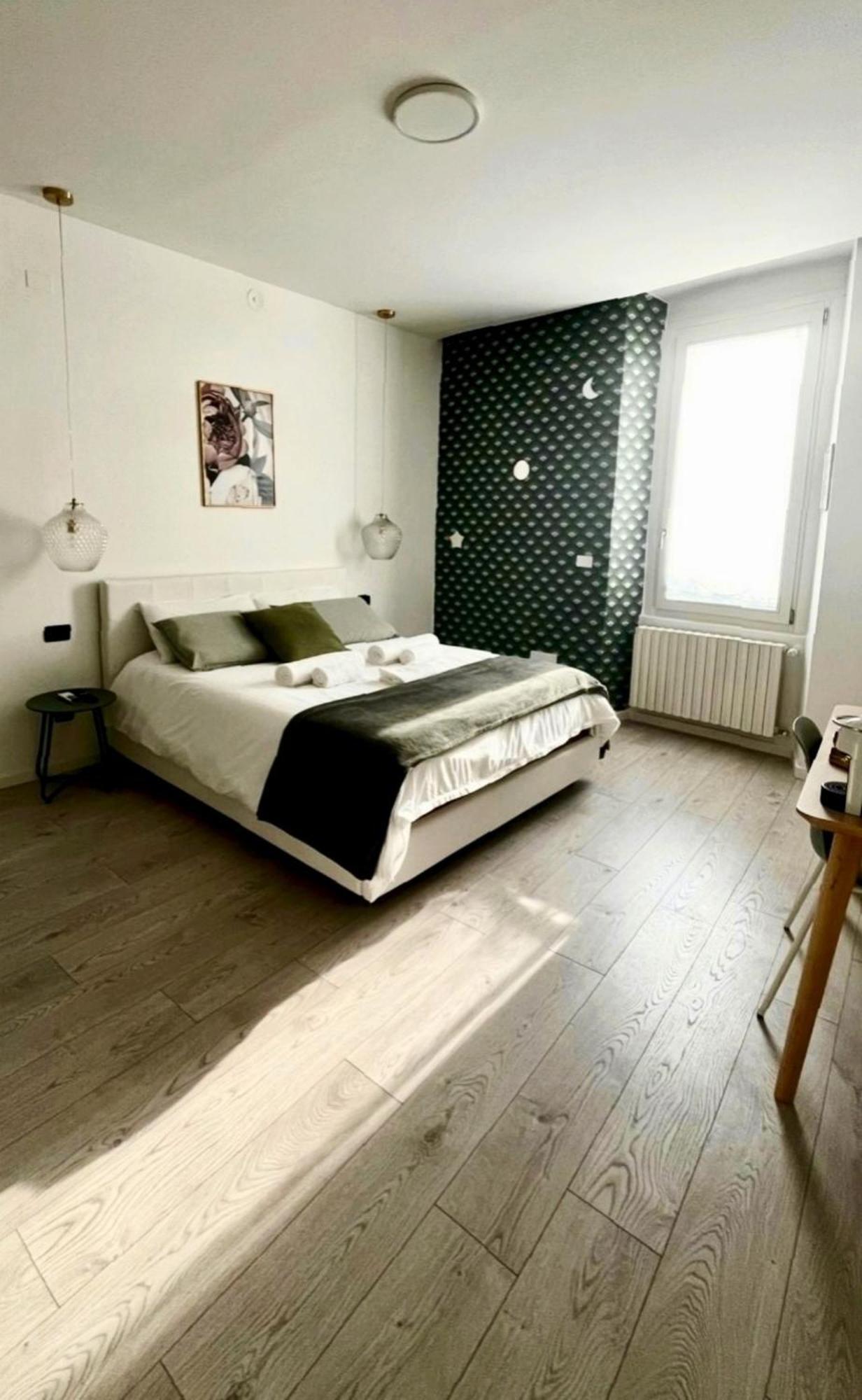 Casa Daniela Βίλα Ντεζεντσάνο ντελ Γκάρντα Εξωτερικό φωτογραφία